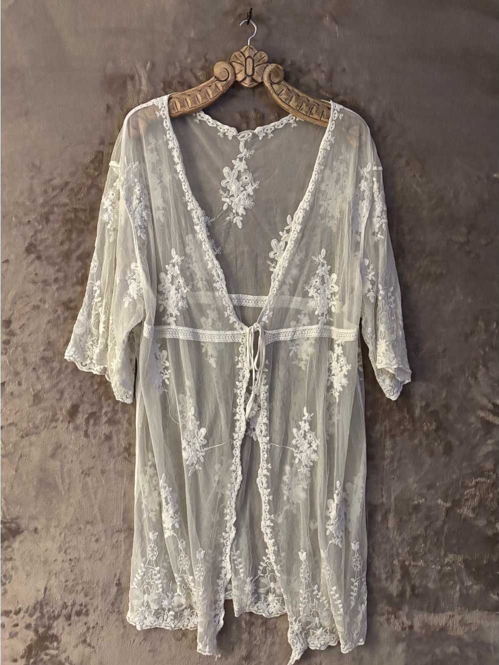Love Tree Sheer Lace Embroidered Swim Coverup Cream Women’s Size L